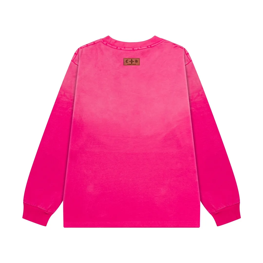 P220 CHROME HEARTS LoGo is fashionable and elegant, with dropped shoulders. The fabric is made of 26s double-yarn combed cotton compact spinning yarn with a weight of 280. It is matched with 1*1 Salona rib. The fabric is fermented and has a loose fit. Color: pink (washed hole craftsmanship) size: S～XXL